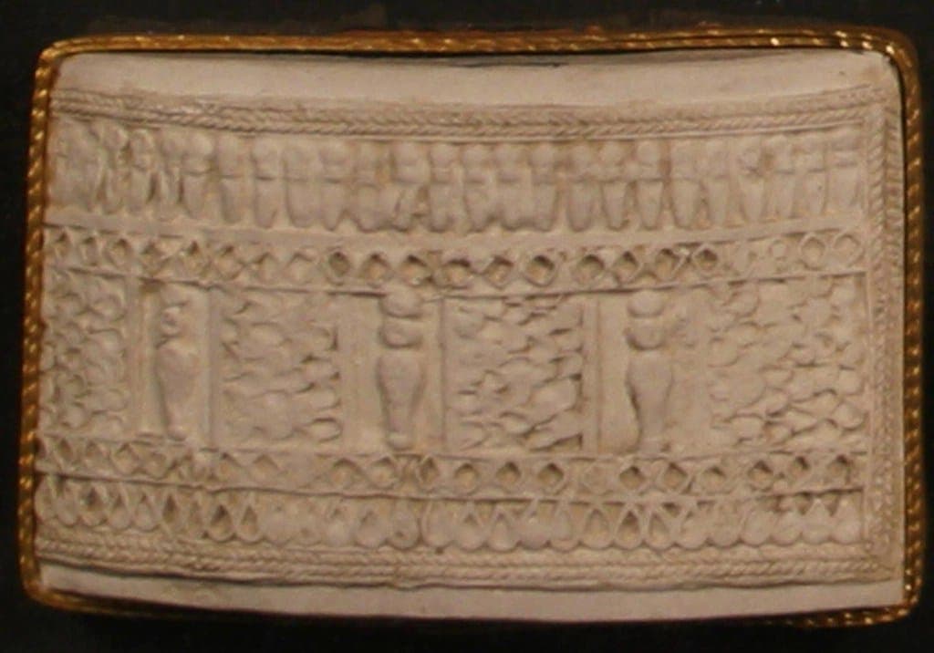 Jewellery, mounted picture frame